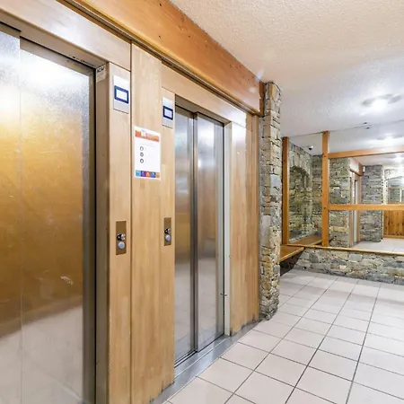 Arcelle - Location: Au Coeur De La Station, Rue Pietonne Mae-9105 * Val Thorens